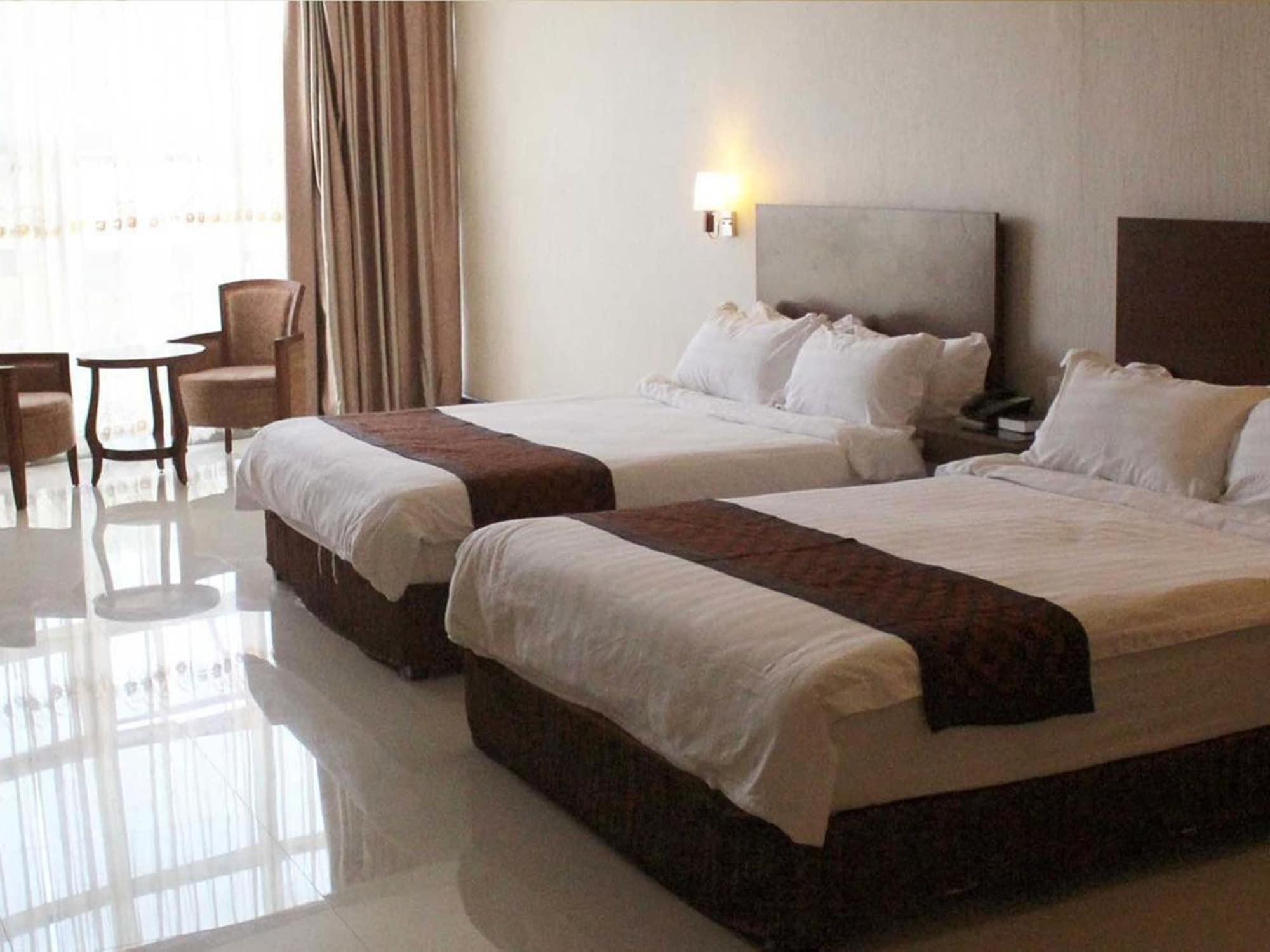 Baguio Crown Legacy Hotel Baguio City Екстер'єр фото