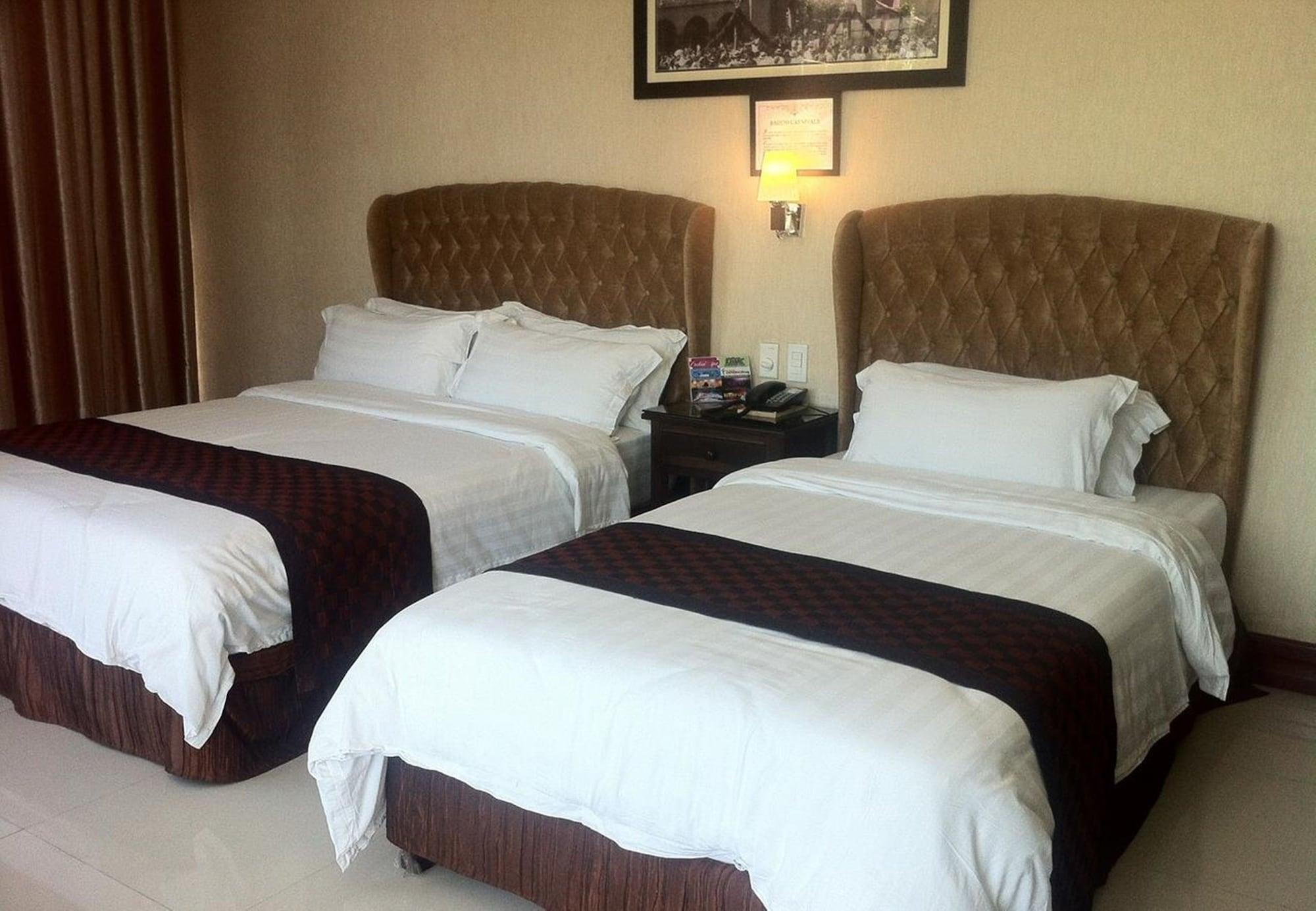 Baguio Crown Legacy Hotel Baguio City Екстер'єр фото